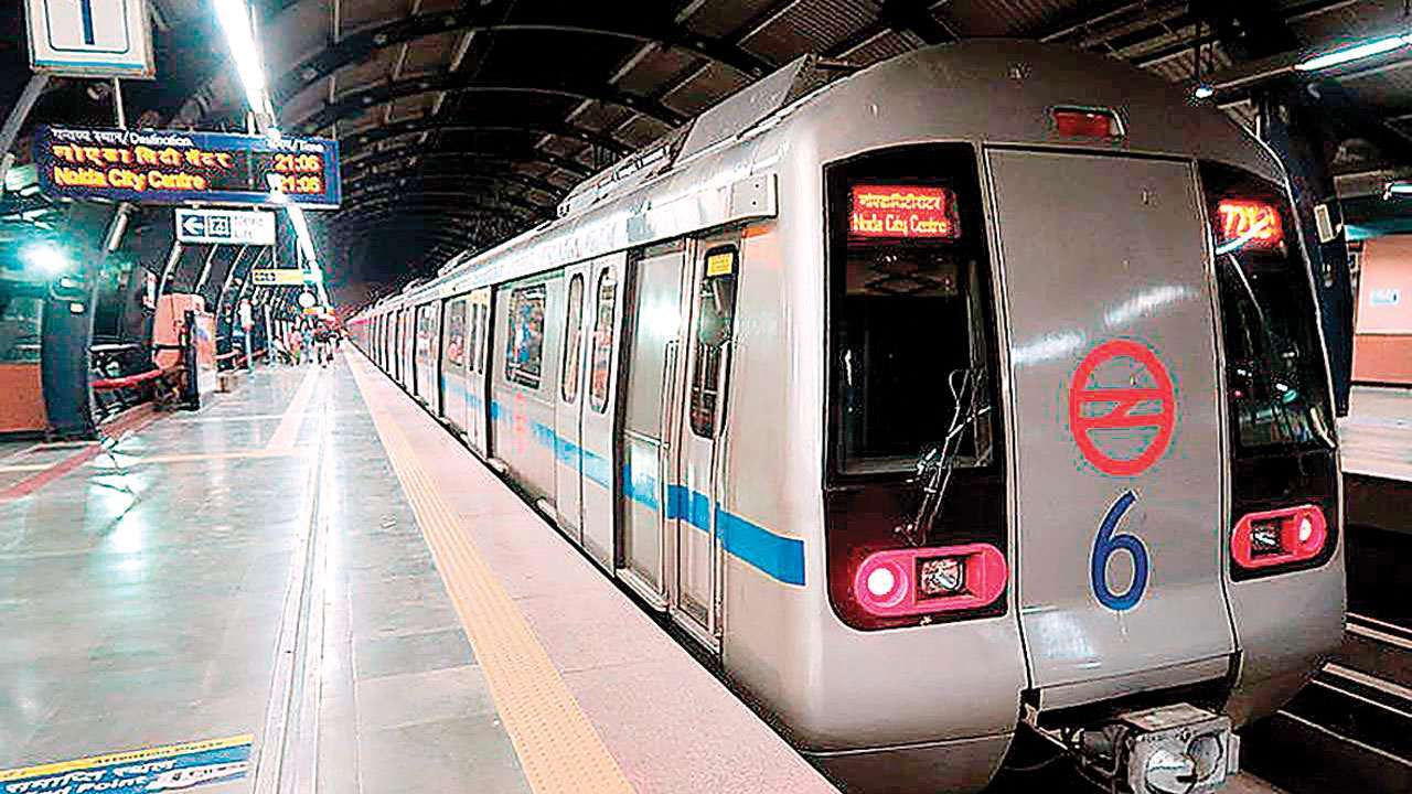 907806-delhi-metro-new