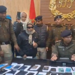 साल के अंत में लोगों के चेहरों पर आई खुशी