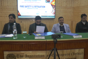 श्रीनगर में गणतंत्र दिवस की तैयारियां: चप्पे-चप्पे पर पहरा, सुरक्षा के कड़े इंतजाम