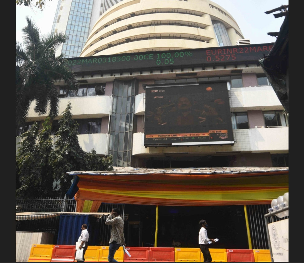 रविवार को भी बाजार गुलजार, सेंसेक्स और निफ्टी ने लगाई लंबी छलांग