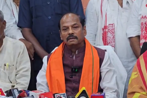 नारी शक्ति वंदन विधेयक को लेकर कांग्रेस-झामुमो को घेरा।