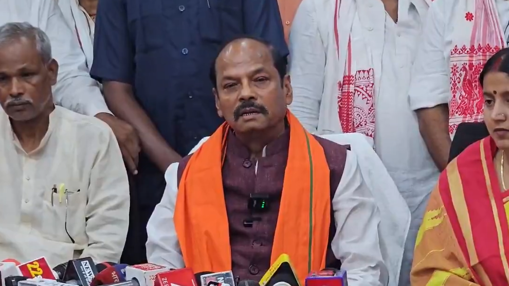 नारी शक्ति वंदन विधेयक को लेकर कांग्रेस-झामुमो को घेरा।